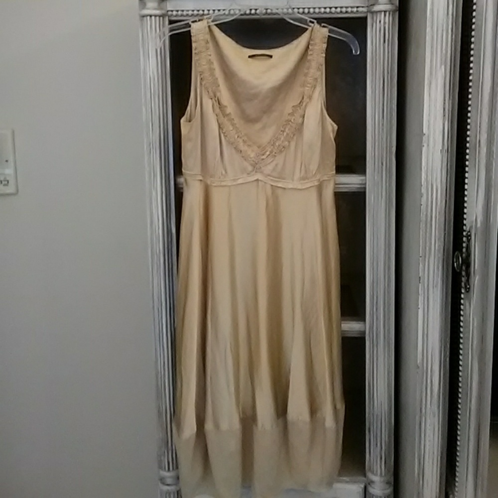 ELIE Tahari Dress